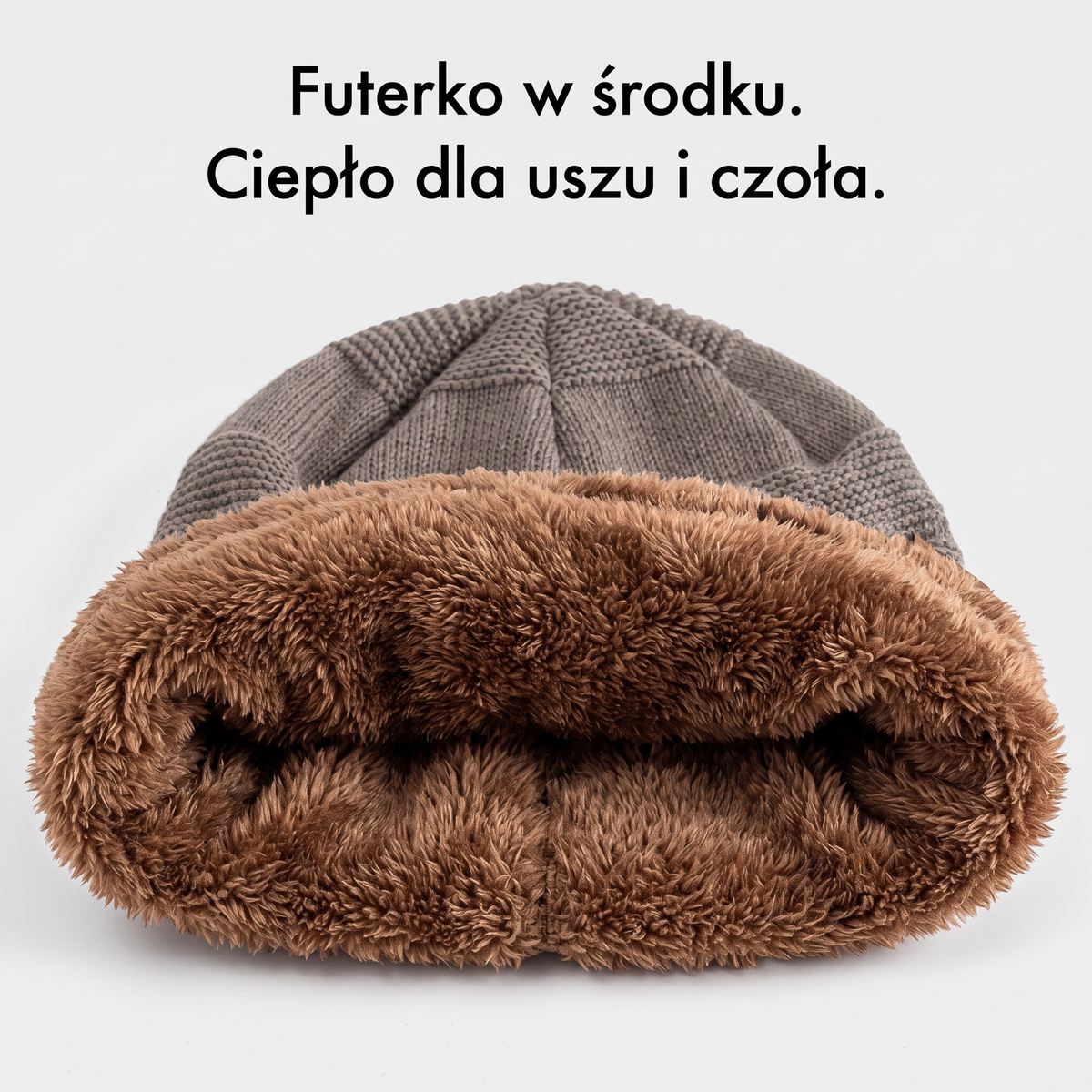 Pluszowe futerko w środku czapki zimowej