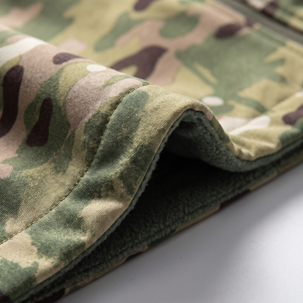 Kurtka softshell męska myśliwska – moro - z polarem - 8 kieszeni na zamek