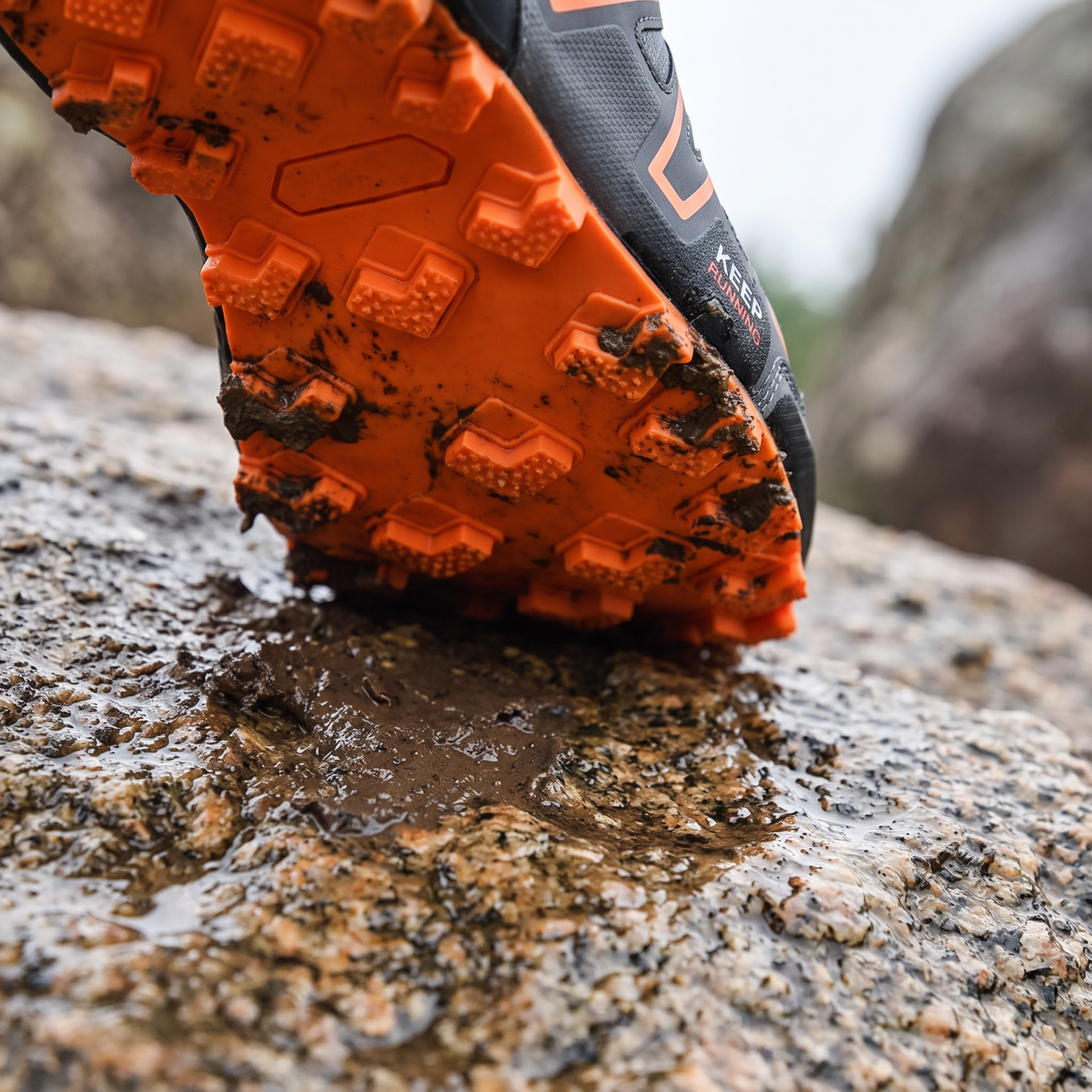 Buty trekkingowe męskie niskie – do biegania w terenie - gumowy bieżnik