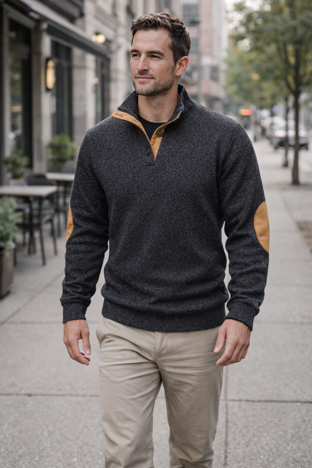 Męski dzianinowy sweter outdoorowy – model ze stójką