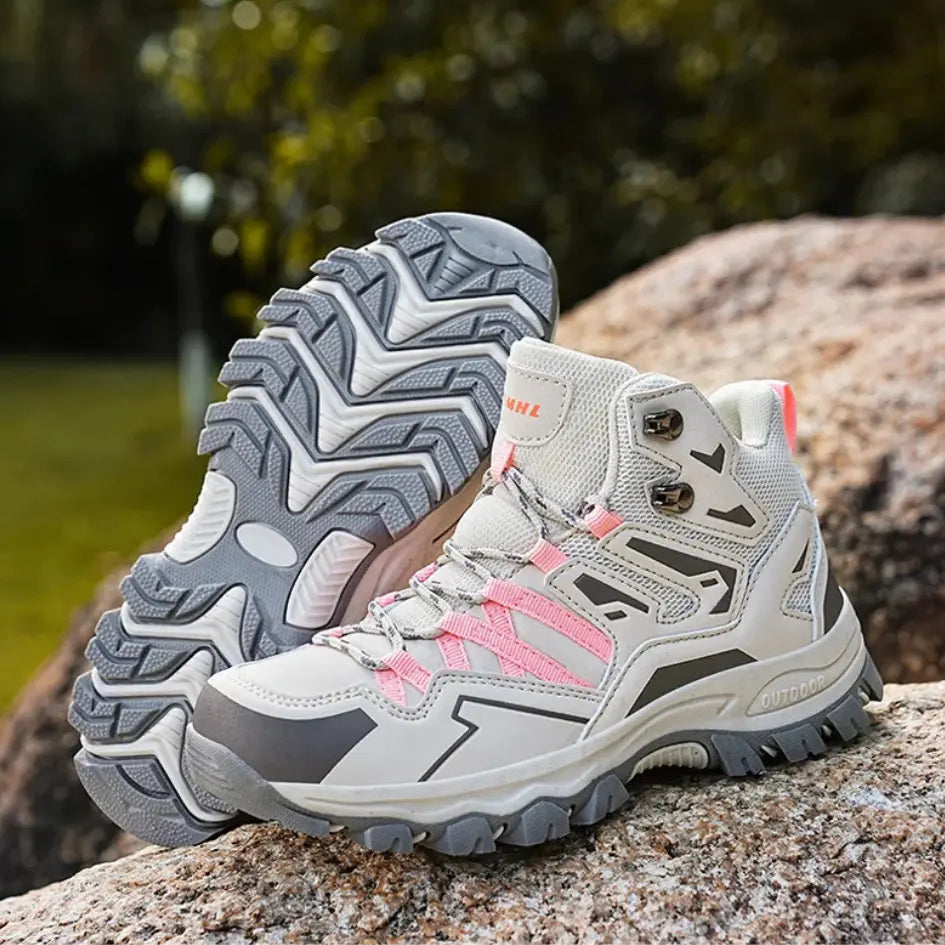 Wysokie buty trekkingowe damskie | Lekki model z dobrą przyczepnością