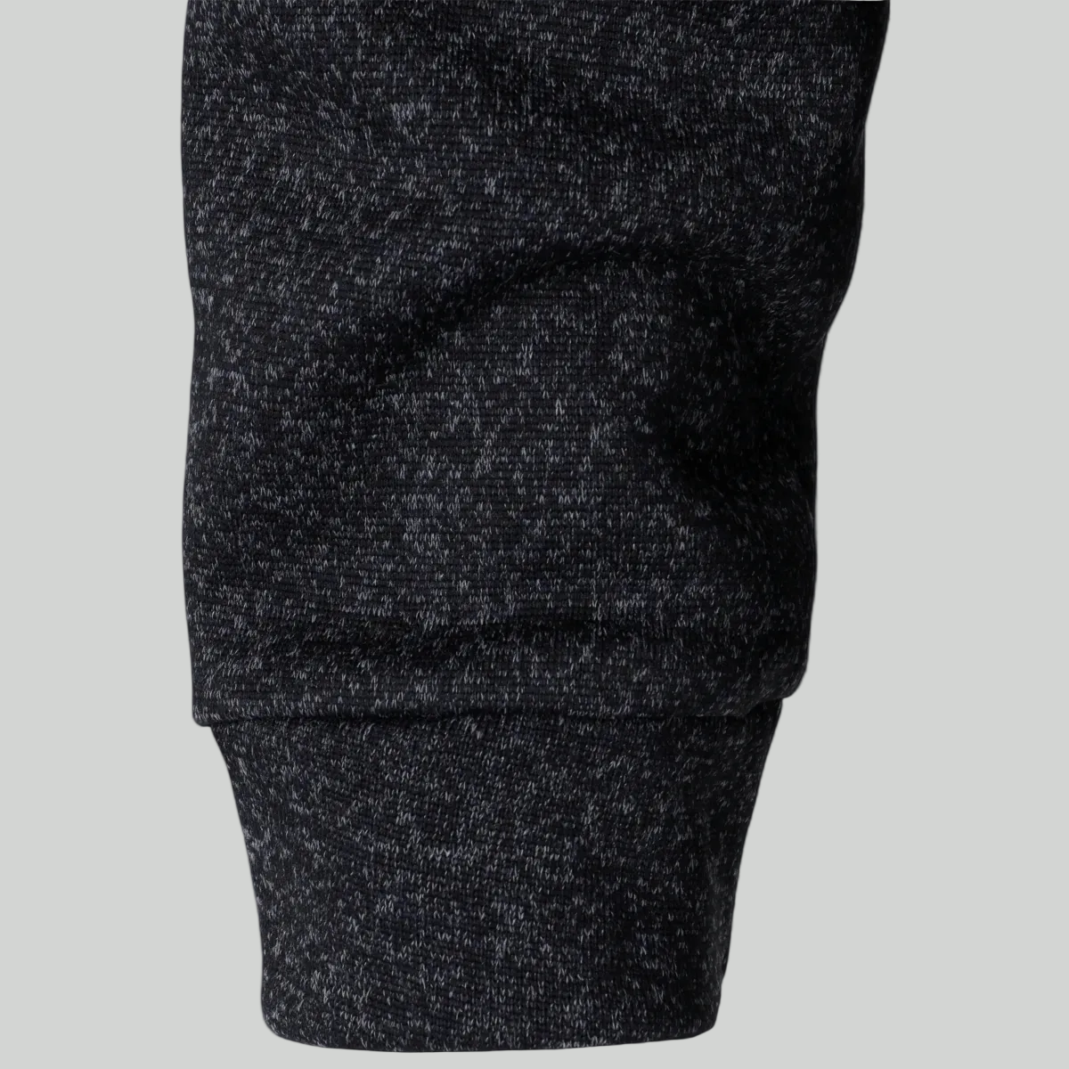 Męski dzianinowy sweter outdoorowy – model ze stójką