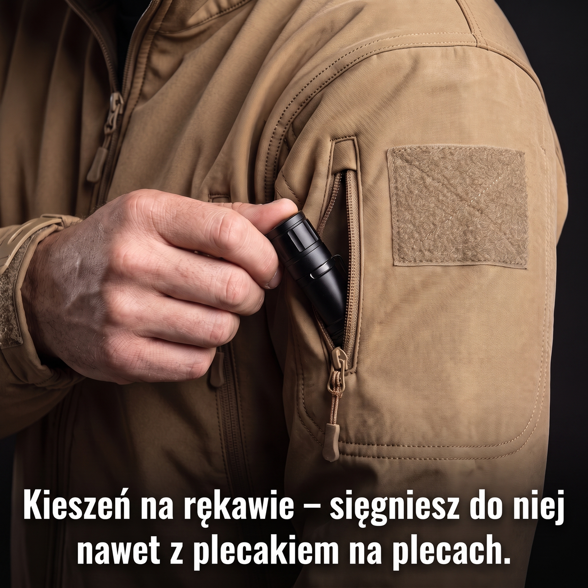 Kurtka softshell męska – kieszeń na rękawie